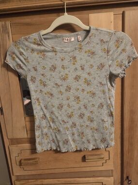 Willow And Root Youth Floral Ribbed Short Sleeve Top